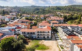 Amalthia Luxury Suites